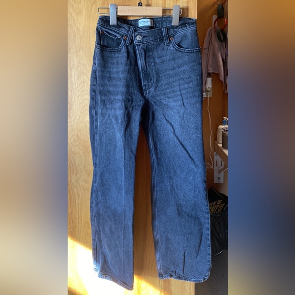 Denim - abercrombie: high rise 90s relaxed jeans